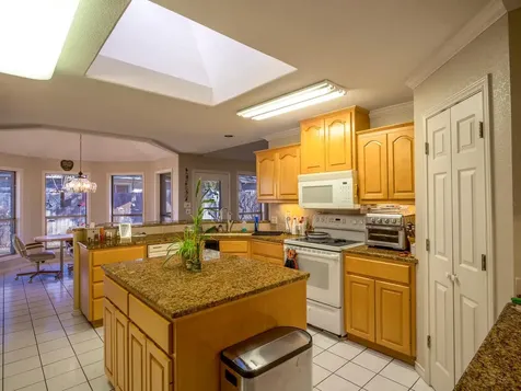 330 Columbine Street Meadowlakes TX 78654