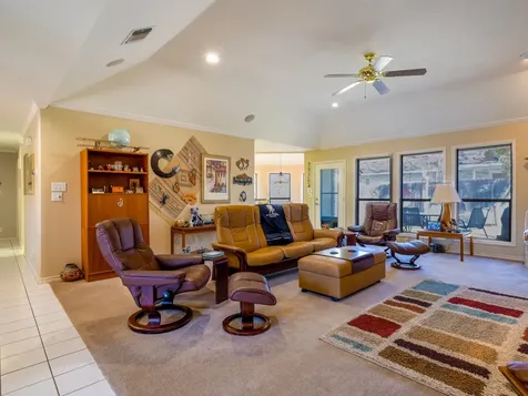 330 Columbine Street Meadowlakes TX 78654