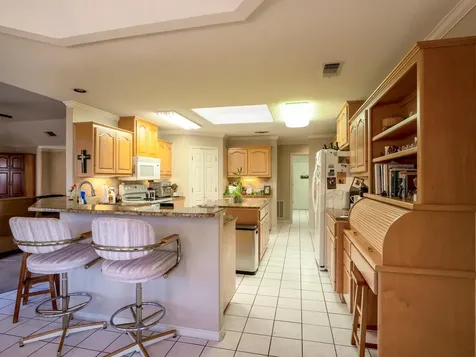330 Columbine Street Meadowlakes TX 78654