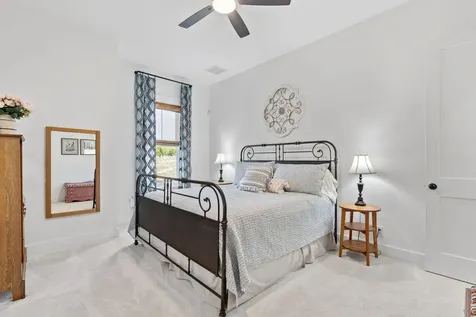 452 Southwick Rr Johnson City TX 78636