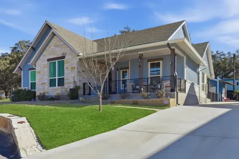 127 Hidden Oaks Drive Kingsland TX 78639
