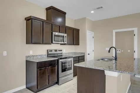 1858 Mosswood Kingsland TX 78639