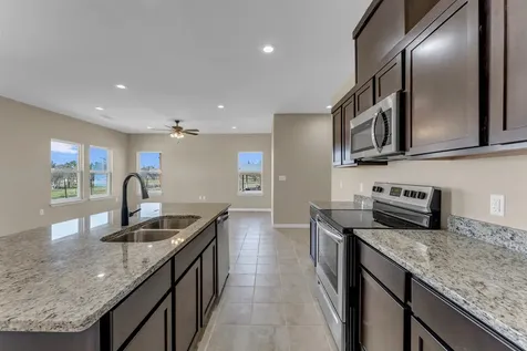 1858 Mosswood Kingsland TX 78639