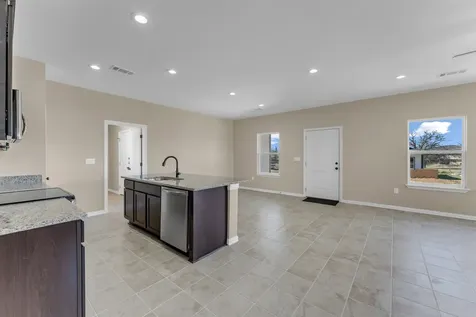 1858 Mosswood Kingsland TX 78639