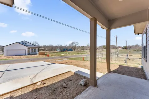 1858 Mosswood Kingsland TX 78639