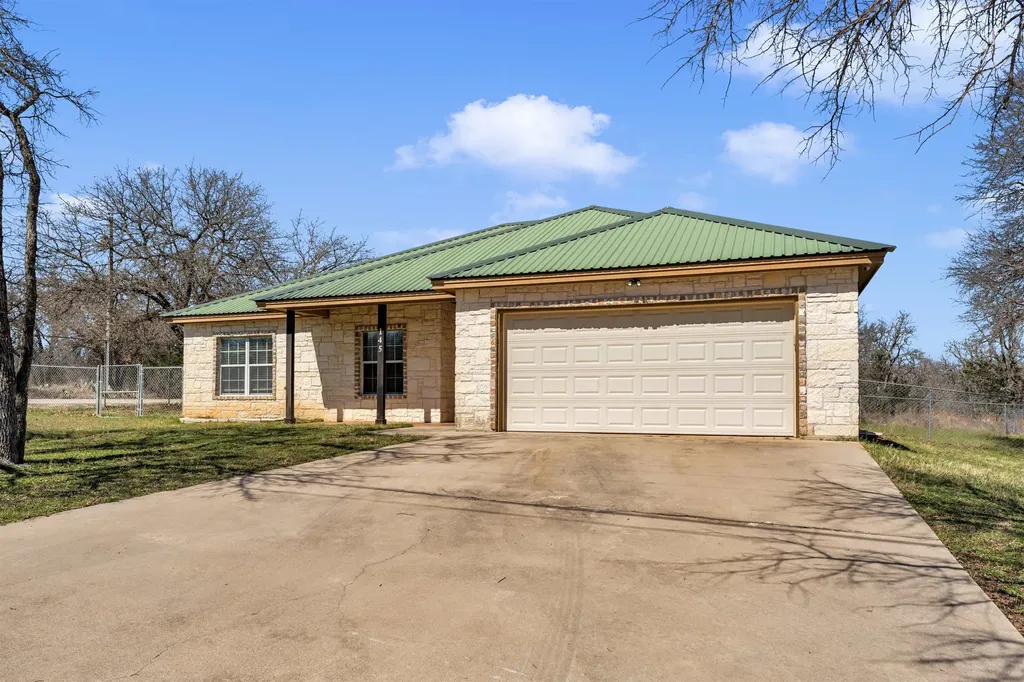 145 Chaumont St Street Kingsland TX 78639