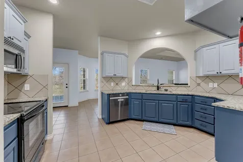 145 Chaumont St Street Kingsland TX 78639