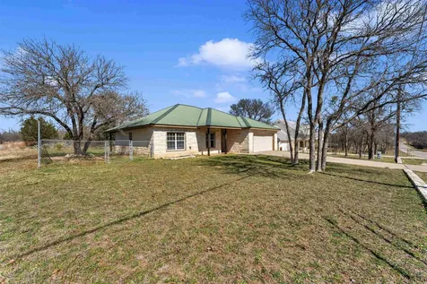 145 Chaumont St Street Kingsland TX 78639