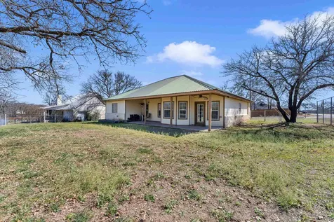 145 Chaumont St Street Kingsland TX 78639