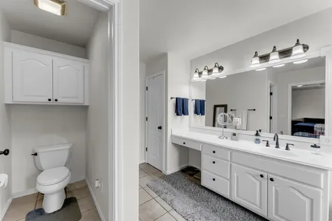 185 Broadmoor Street Meadowlakes TX 78654