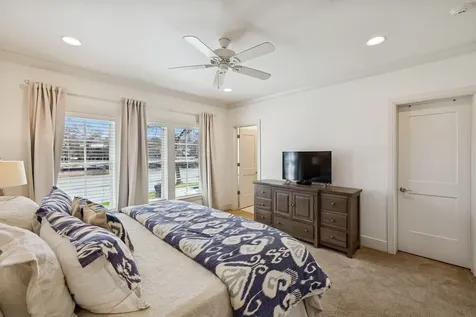 2319 Terminal Loop Drive Mcqueeney TX 78123