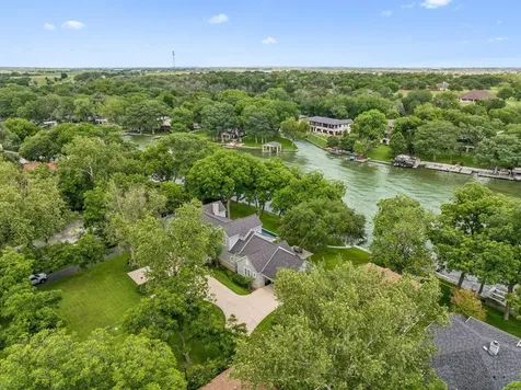 2319 Terminal Loop Drive Mcqueeney TX 78123