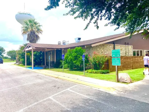 149 Broadmoor Meadowlakes TX 78654