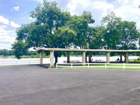 149 Broadmoor Meadowlakes TX 78654