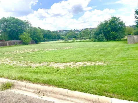 149 Broadmoor Meadowlakes TX 78654