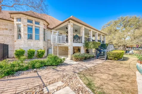 120 Sleepy Oaks Drive Kingsland TX 78639