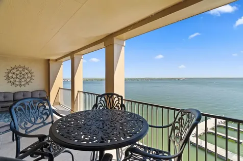 1001 The Cape #44 Horseshoe Bay TX 78657