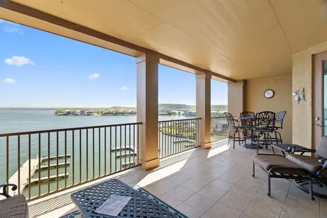 1001 The Cape #44 Horseshoe Bay TX 78657