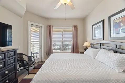 1001 The Cape #44 Horseshoe Bay TX 78657