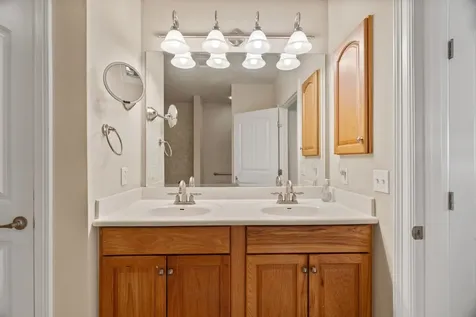 1001 The Cape #44 Horseshoe Bay TX 78657