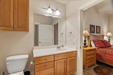 1001 The Cape #44 Horseshoe Bay TX 78657