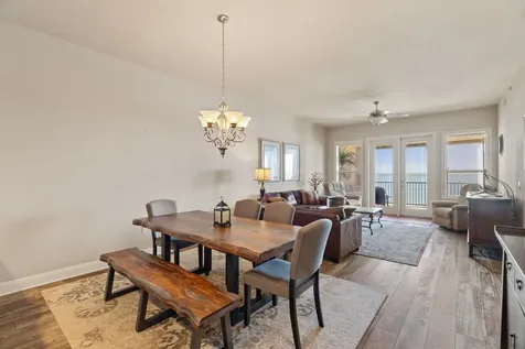 1001 The Cape #44 Horseshoe Bay TX 78657