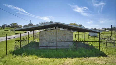 820 Mason Street Brady TX 78625