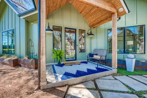 308 Mountian View Sunrise Beach TX 78643
