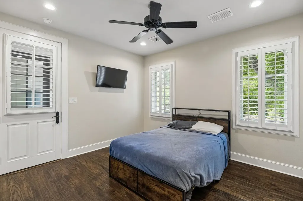 232 Laguna Rio Seguin TX 78155