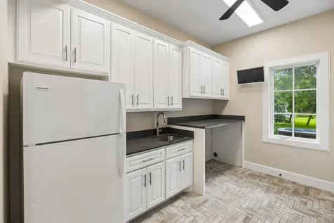 232 Laguna Rio Seguin TX 78155