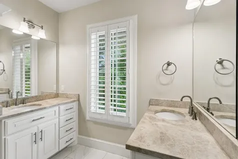 232 Laguna Rio Seguin TX 78155