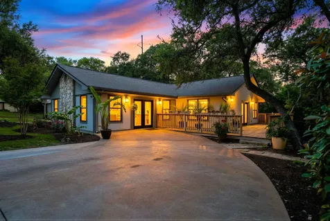 1217 Cr 132b (Oak Springs Road) Kingsland TX 78639