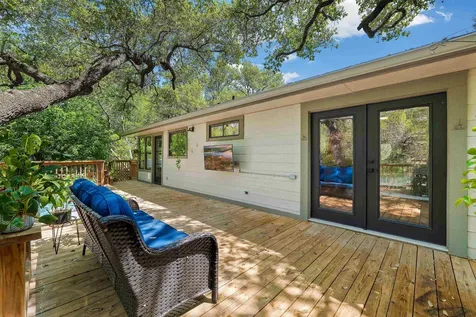 1217 Cr 132b (Oak Springs Road) Kingsland TX 78639