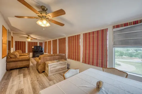 204 W Lakeshore Drive Sunrise Beach TX 78643
