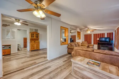 204 W Lakeshore Drive Sunrise Beach TX 78643