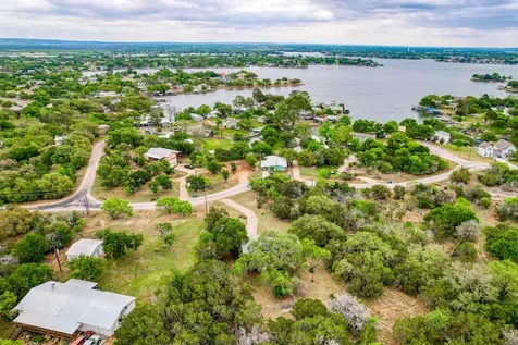 204 W Lakeshore Drive Sunrise Beach TX 78643
