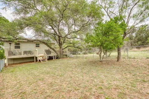 204 W Lakeshore Drive Sunrise Beach TX 78643