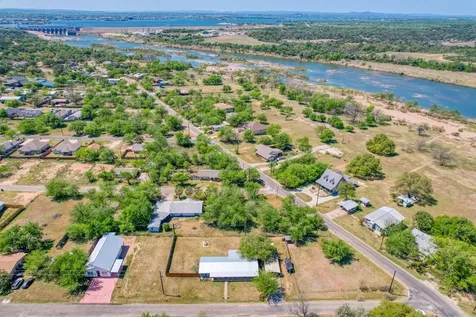 874 Pine Lane Cottonwood Shores TX 78657