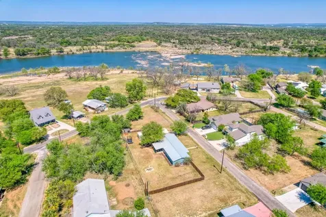 874 Pine Lane Cottonwood Shores TX 78657