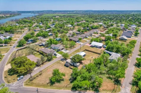 874 Pine Lane Cottonwood Shores TX 78657
