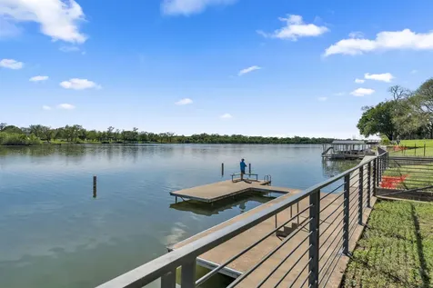 319 Meadowlakes Drive Meadowlakes TX 78654