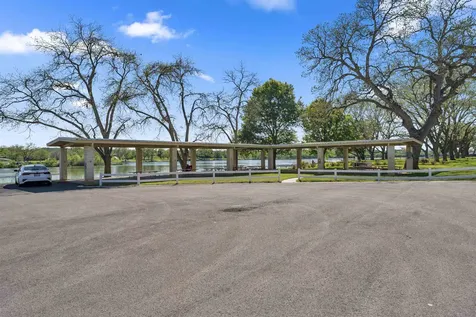 319 Meadowlakes Drive Meadowlakes TX 78654