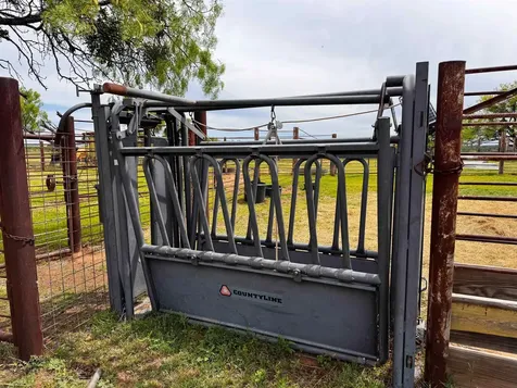 1300 Cr 146 San Saba TX 76877