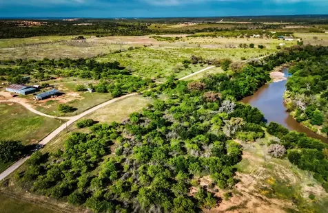 1300 Cr 146 San Saba TX 76877