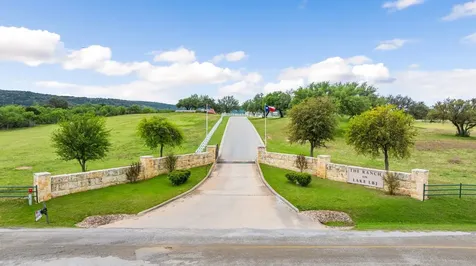 204 Hannahs Way Kingsland TX 78611