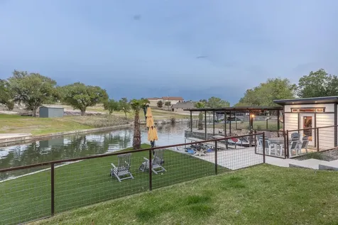 909 Belaire Drive Granite Shoals TX 78654