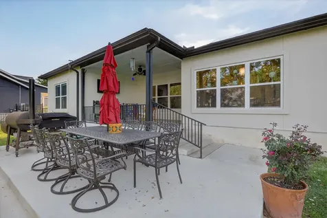 909 Belaire Drive Granite Shoals TX 78654
