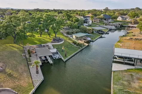 909 Belaire Drive Granite Shoals TX 78654