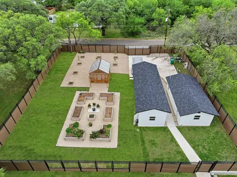 136 S Shorewood Drive Granite Shoals TX 78654
