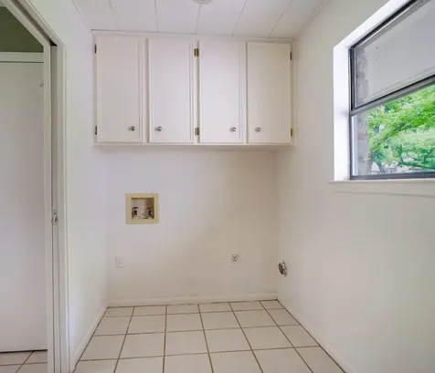 303 Stewart Street Meadowlakes TX 78654